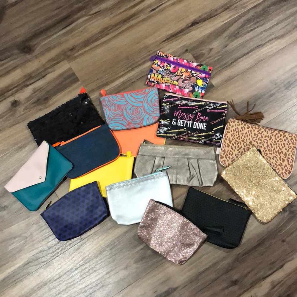 15 cosmetic bags